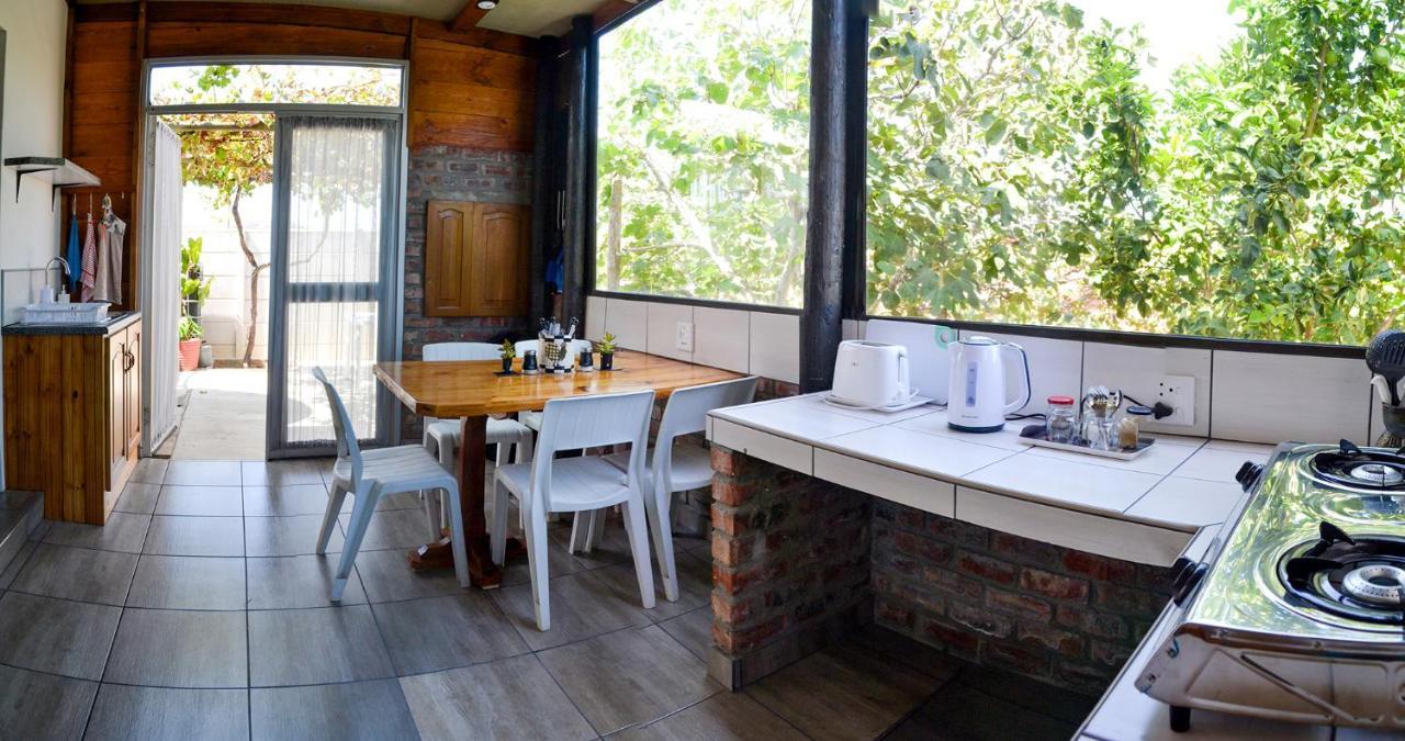 Palm Cottage - Colchester - 5Km From Elephant Park מראה חיצוני תמונה