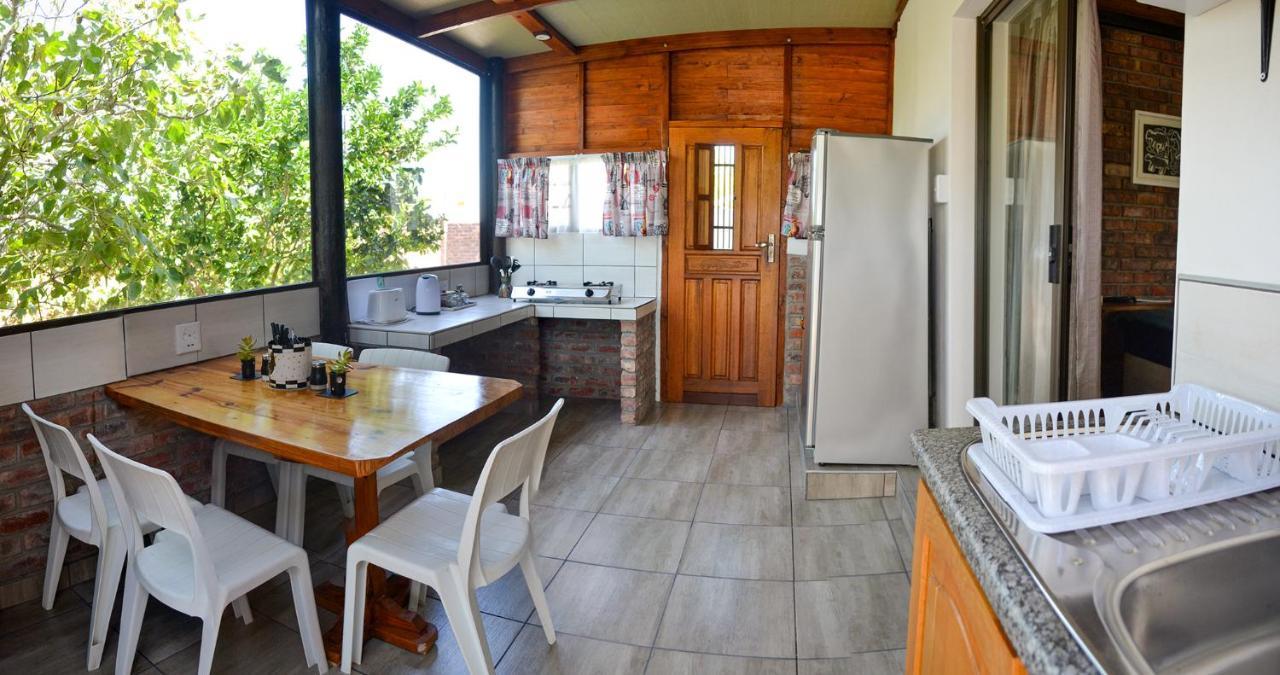 Palm Cottage - Colchester - 5Km From Elephant Park מראה חיצוני תמונה